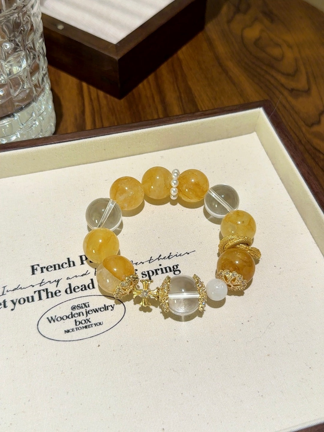 ▫️▪️ Yellow gum flower white crystal bracelet